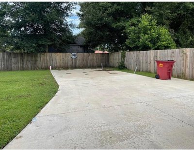 24 x 18 Driveway in Pace, Florida