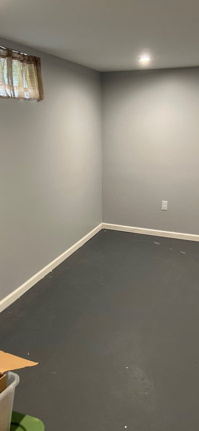 Small 10×10 Basement in New Britain, Connecticut