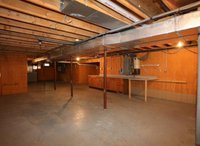 10 x 10 Basement in Bedford, New Hampshire