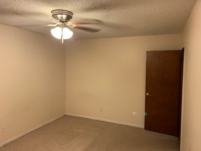 10 x 15 Bedroom in Springfield, Missouri