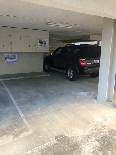 19 x 8 Parking Lot in Los Angeles, California