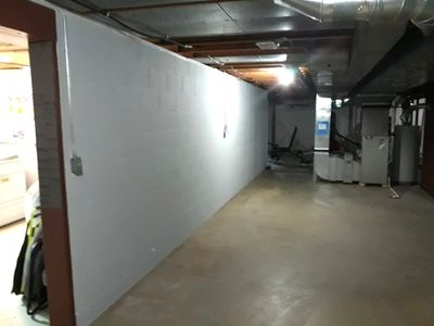 20 x 10 Basement in Youngstown, Ohio