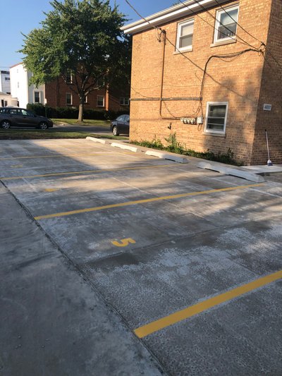 19 x 9 Parking Lot in Skokie, Illinois near [object Object]