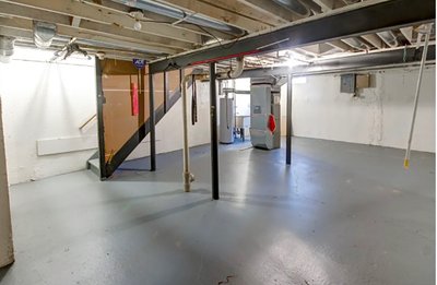 20×20 self storage unit at E Warren Ave Detroit, Michigan