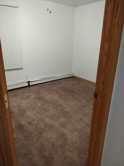 Small 10×15 Bedroom in St Cloud, Minnesota