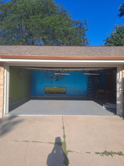 Small 10×20 Garage in Cudahy, Wisconsin