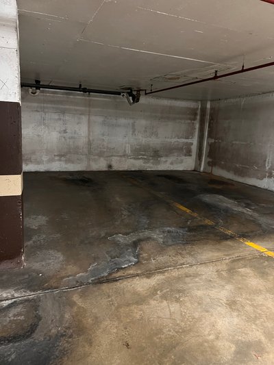 20 x 10 Parking Garage in North Bethesda, Maryland