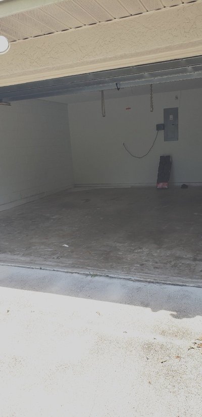 20 x 10 Garage in Oviedo, Florida