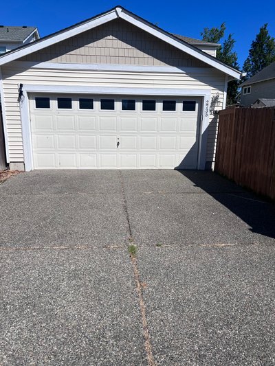 20 x 10 Driveway in DuPont, Washington near [object Object]