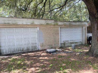 Medium 10×20 Garage in Zephyrhills, Florida
