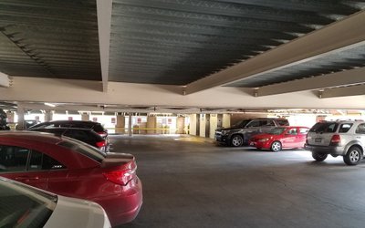 20 x 10 Parking Garage in San Antonio, Texas