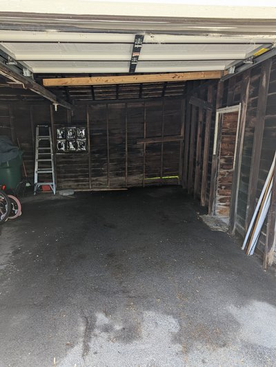7×14 Garage in Rochester, New York
