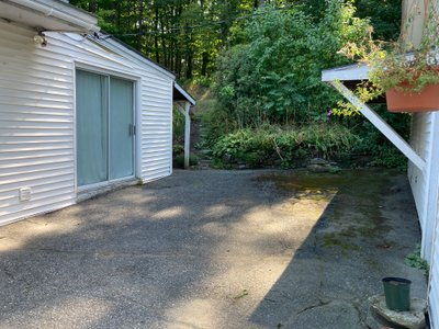 22 x 13 Driveway in West Lebanon, New Hampshire