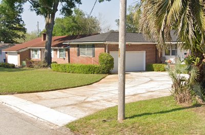 Small 10×20 Driveway in Jacksonville, Florida