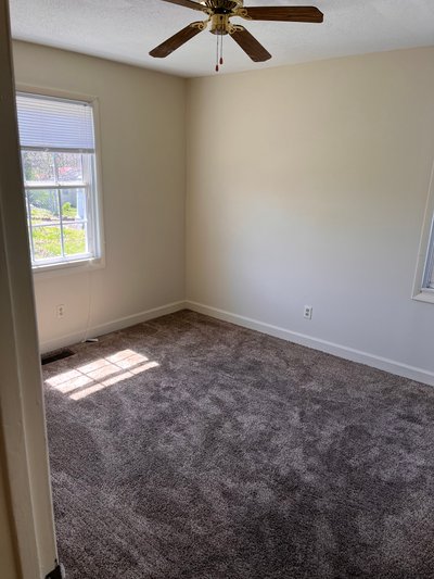 10 x 20 Bedroom in Cleveland, Tennessee