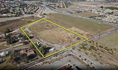 undefined x undefined Unpaved Lot in Redlands, California