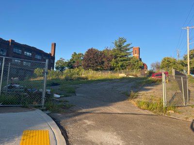 75 x 50 Parking Lot in Pittsburgh, Pennsylvania near [object Object]
