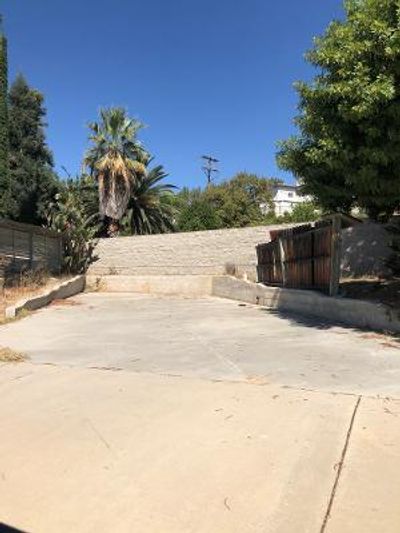 20 x 10 Parking Lot in Highland, California