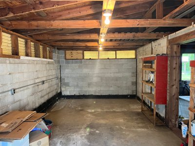 Small 10×10 Garage in Chattanooga, Tennessee