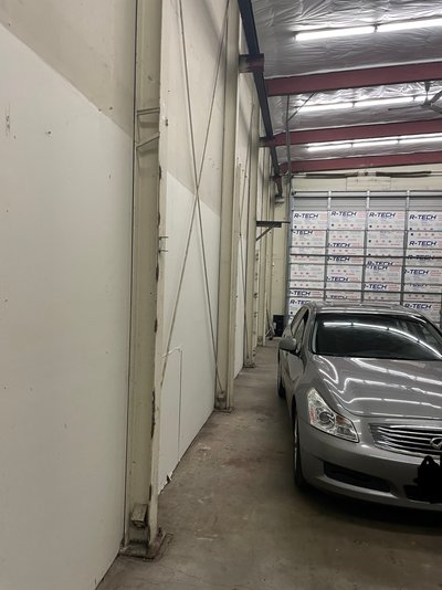 Medium 10×20 Warehouse in Kirkland, Washington