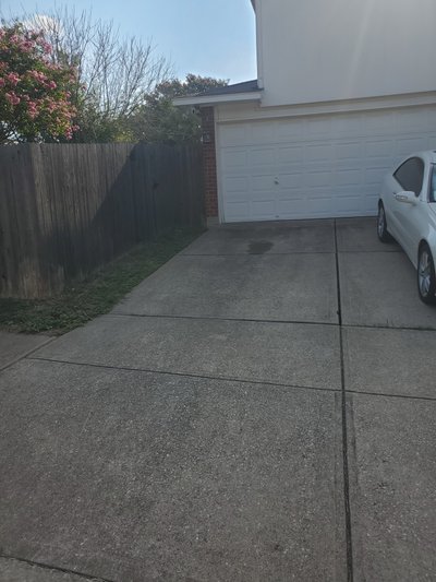 21 x 17 Driveway in Pflugerville, Texas near [object Object]