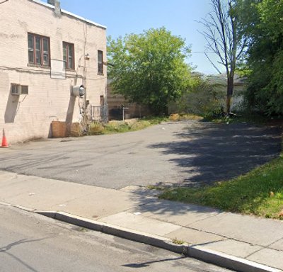 20 x 10 Parking Lot in ROCHESTER, New York