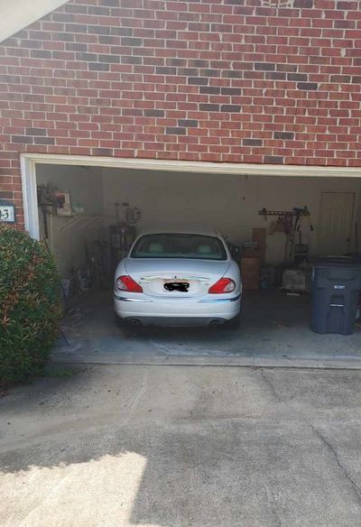 20×10 Garage in Birmingham, Alabama
