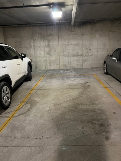 20 x 13 Parking Garage in Philadelphia, Pennsylvania