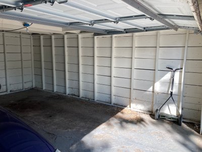 20×10 self storage unit at 1725 York Ave N Minneapolis, Minnesota