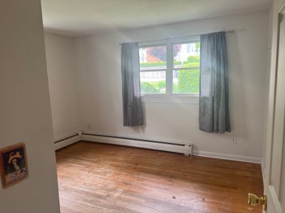 10 x 12 Bedroom in East Lyme, Connecticut near [object Object]