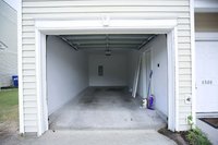 20 x 10 Garage in North Charleston, South Carolina