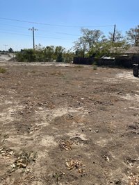25 x 30 Unpaved Lot in Hanford, California