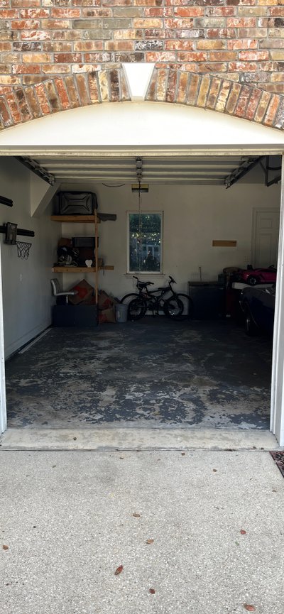 Medium 10×25 Garage in Neworleans, Louisiana