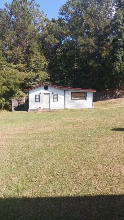 27 x 15 Self Storage Unit in Milledgeville, Georgia