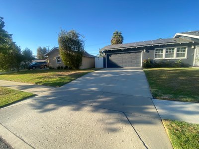 22 x 15 Driveway in Simi Valley, California