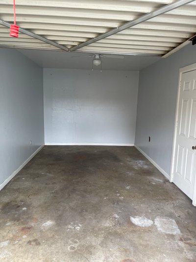 Medium 10×20 Garage in Long Beach, California