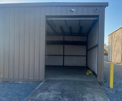 33 x 22 Other in Clarksville, Tennessee