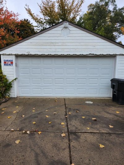 Small 20×20 Garage in Redford, Michigan