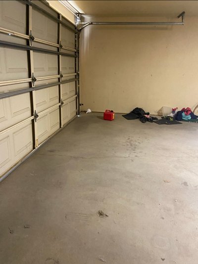 20×10 Garage in Apple Valley, California
