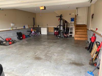 10 x 10 Garage in Clarksville, Tennessee
