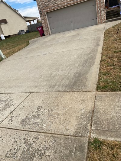 30 x 20 Driveway in Clarksville, Tennessee