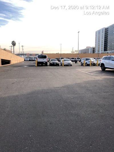 40 x 10 Parking Lot in Los Angeles, California