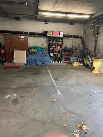 20 x 10 Parking Garage in Emeryville, California near [object Object]