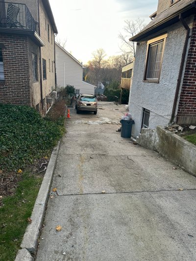 50 x 15 Driveway in Mount Vernon, New York near [object Object]
