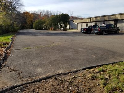Small 10×20 Parking Lot in Bloomfield, Connecticut