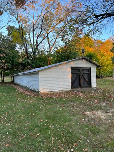 49 x 18 Shed in Farmingdale, New Jersey