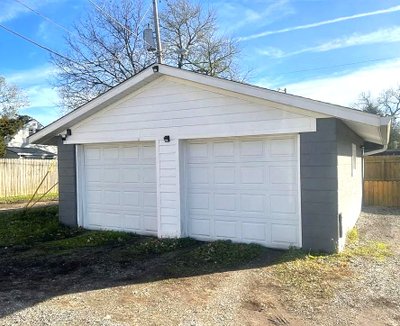 20×10 Garage in Indianapolis, Indiana