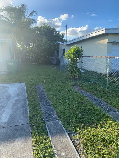20 x 30 Unpaved Lot in Fort Lauderdale, Florida