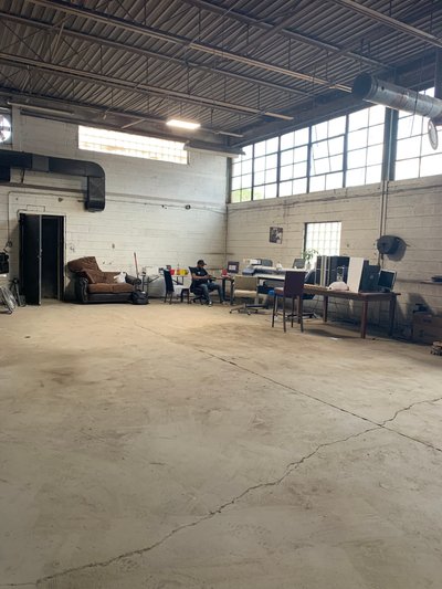 20 x 10 Warehouse in Detroit, Michigan