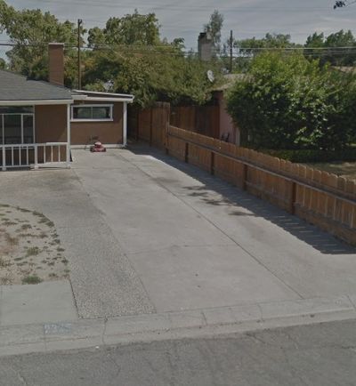 Small 10×20 Driveway in Modesto, California
